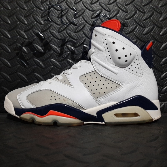 Jordan 6 Retro Tinker 384664-104 size 8.5 - Picture 3 of 9